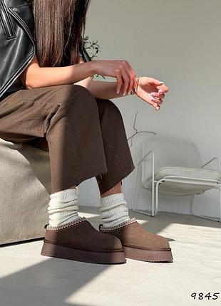 Коричневые женские угги зима