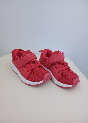 Кроссовки для малыша