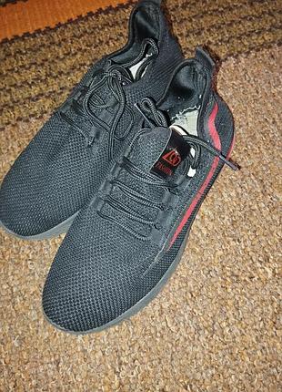 Кроссовки для спорта