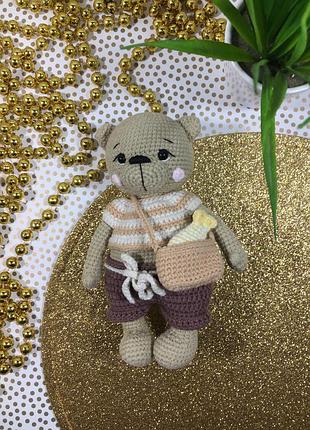 Мягкая вязаная игрушка/амигуруми мишка с сумочкой