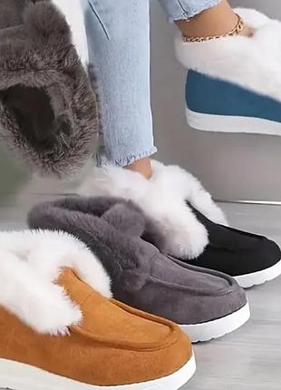 Стильні утеплені лофери черевики з білим мехом 41р  на широку ніжку