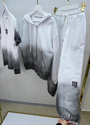 Жіночий костюм трійка