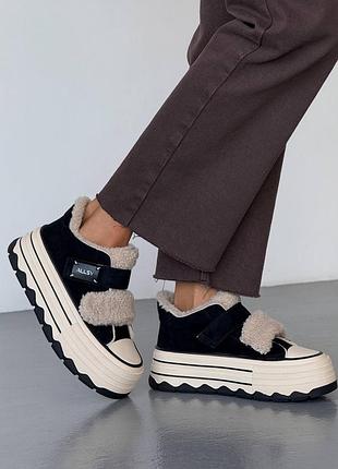 Зимние кеды на высокой подошве