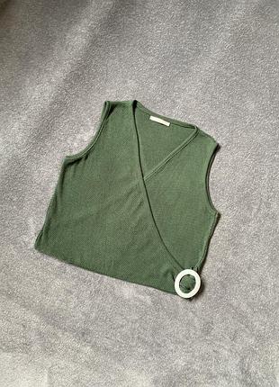 Вязаный топ жилетка зеленый