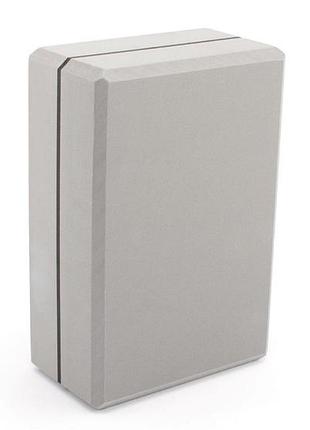 Серый фитнес-блок bodhi asana brick xxl, размеры 22.8x15x9 см