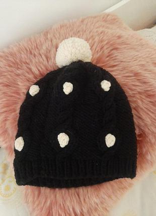 Невероятно красивая теплая  шапка. швейцария.