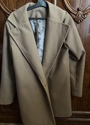 Осіннє пальто