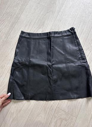 Кожаная трендовая юбка