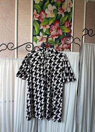 Стильна блуза в принт tu woman.