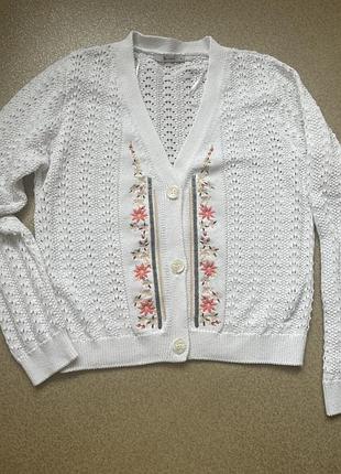 Кардиган, кардиган з вишивкою