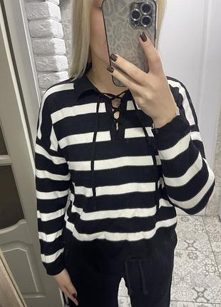 Кофта з комірцем