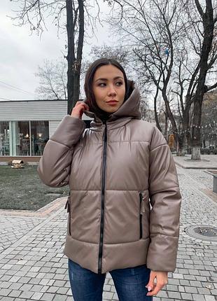До -15 ❄ зимова матова шкіряна тепла стьобана подовжена  куртка утеплена силіконом з капішоном