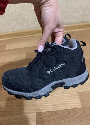 Зимові кросівки