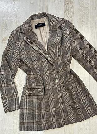 Піджак жіночий в клітинку zara