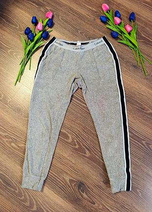 Спортивные штаны