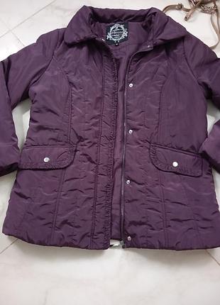 Женская куртка.