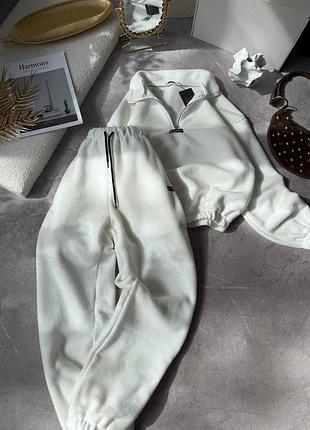 Костюм спортивний