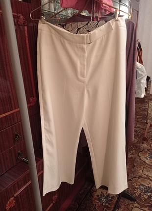 Красивые белые брюки (пот-45,5 см) 86