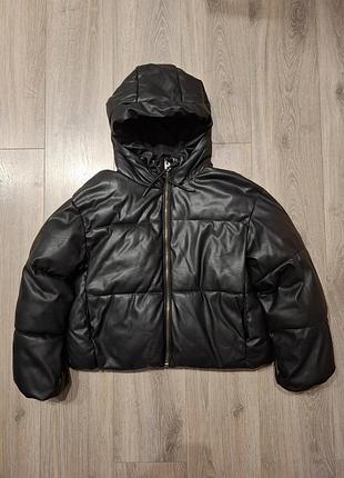 Куртка bershka. eur s