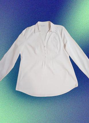 Классическая белая блузка с длинным рукавом