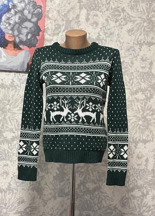 Светр жіночий з новорічним принтом