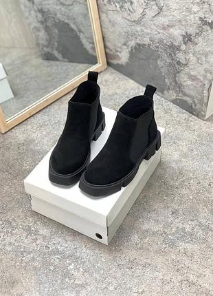 Ботинки женские