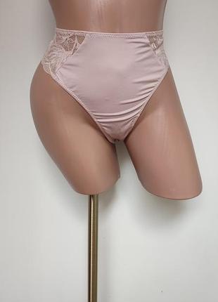 Мереживні труси пудрові.
