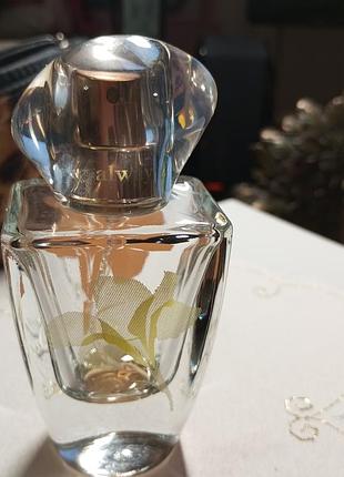 Флакон от парфюма снятость avon day.tomorrow.always in bloom