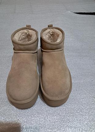 Ugg оригінал classic ultra mini platform s/n 1135092  розмір 42