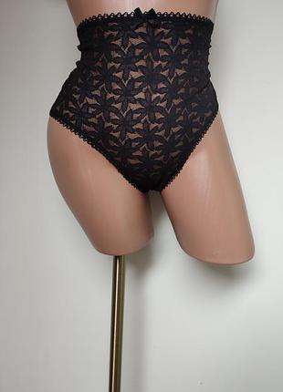 Бавовняні труси з мереживом.