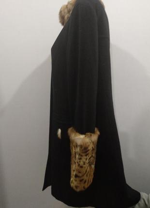 Стильное пальто с леопардовыми вставками/оригинал3 фото