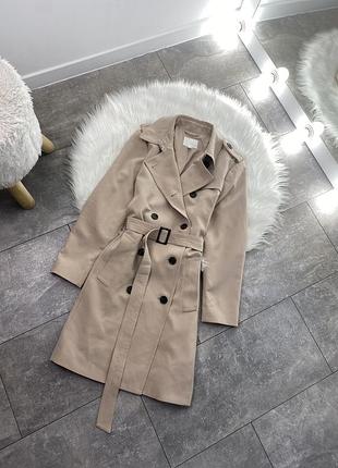 Гарний тренч