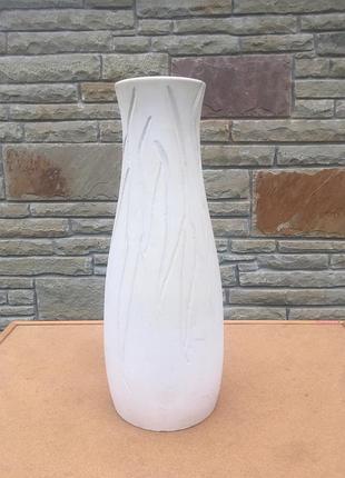 Біла ваза  декорація декор