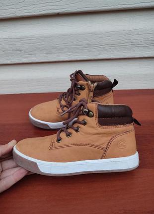 Стильные ботинки