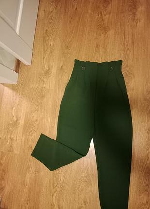Темно-зелені штани,брюки з високим поясом h&m