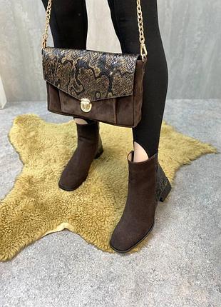 Жіночі черевики із натуральної замші та шкіри на маленьких підборах 3008