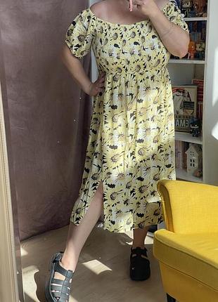 Натуральна сукня великого розміру в соняхи