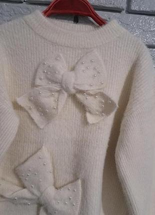 Красивый свитер
