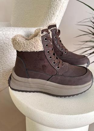 Зимние ботинки на девочку