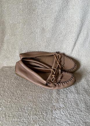 Мокасини minnetonka deerskin soft-t р.41