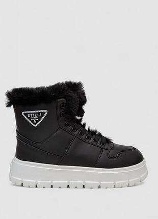 Ботинки на меху