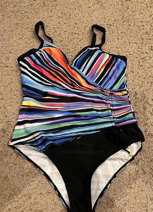 Купальник суцільний  xl, новий