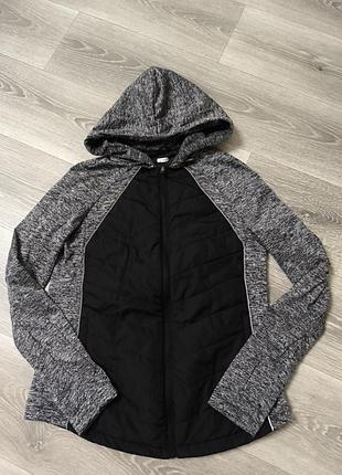 Спортивная кофта для бега