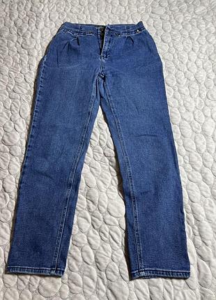 Джинси мом