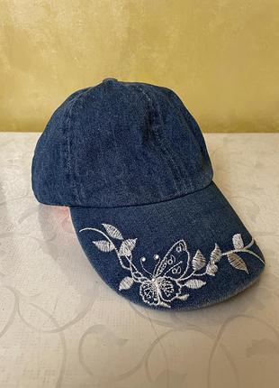 Стильна джинсова кепка