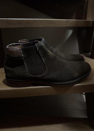 Черевики чоловічі з коричневої замші