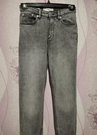 Джинси мом