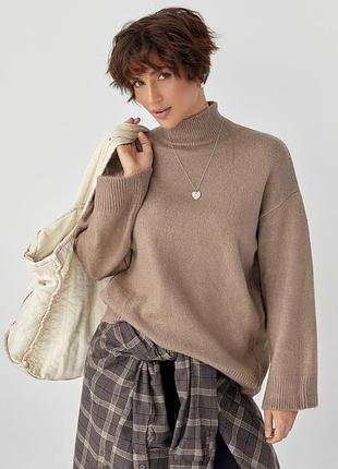 Теплий жіночий светр із широкими рукавами