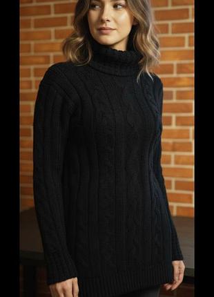 Тепла чорна в'язана кофта