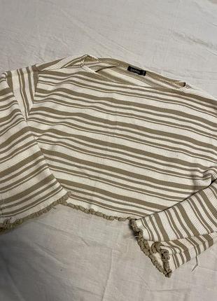 Кофта в’язана велика коротка